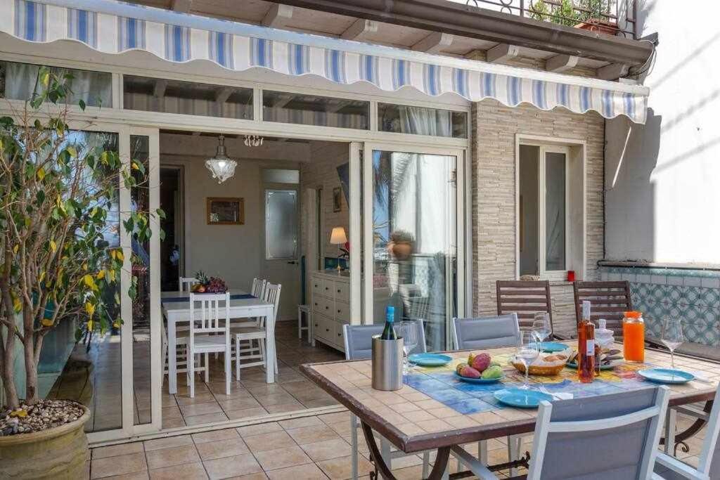 Вилла Casa Delle Zammare Fronte Mare Centro Storico Рипосто Экстерьер фото