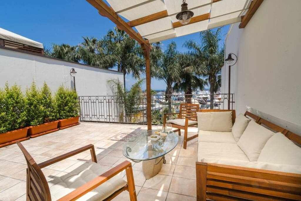 Вилла Casa Delle Zammare Fronte Mare Centro Storico Рипосто Экстерьер фото